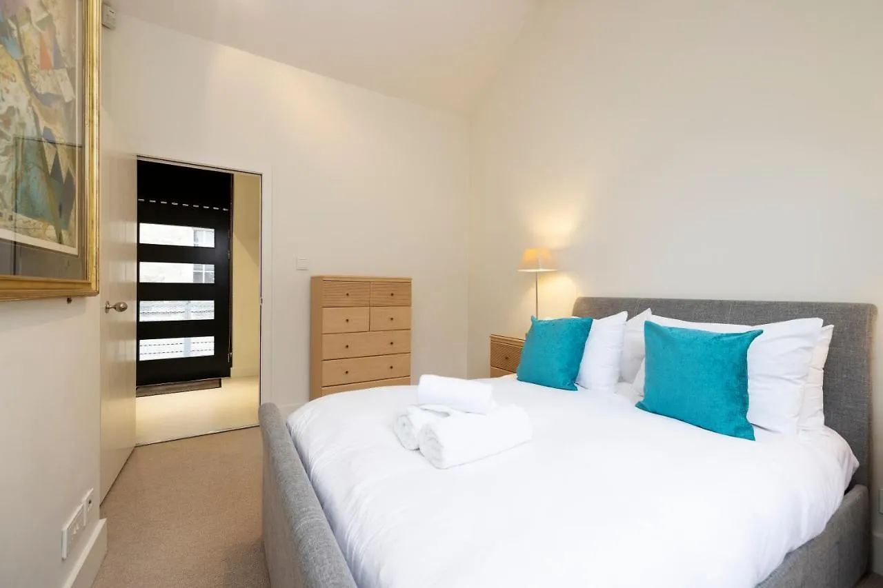 Joivy Contemporary And Vibrant 1Br Flat Near Princes Street Apartment Edinburgh United Kingdom